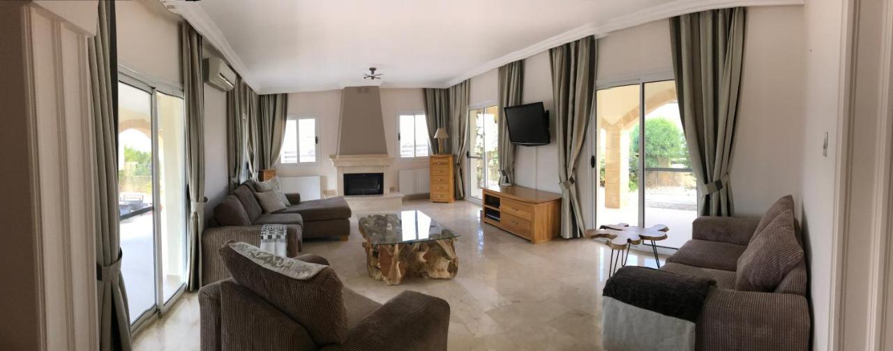 키레니아 Casa Santos Kyrenia 빌라 외부 사진