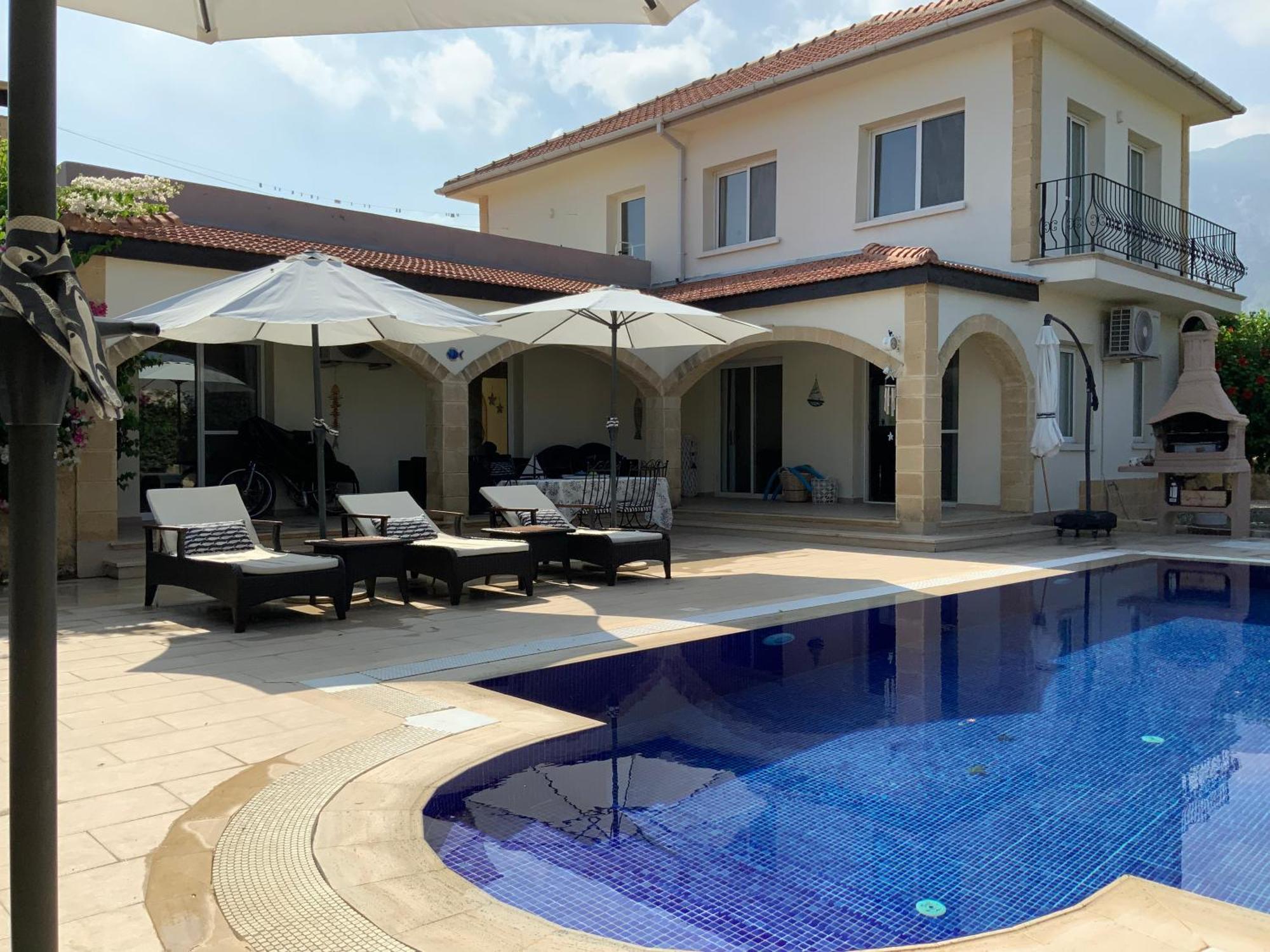 키레니아 Casa Santos Kyrenia 빌라 외부 사진