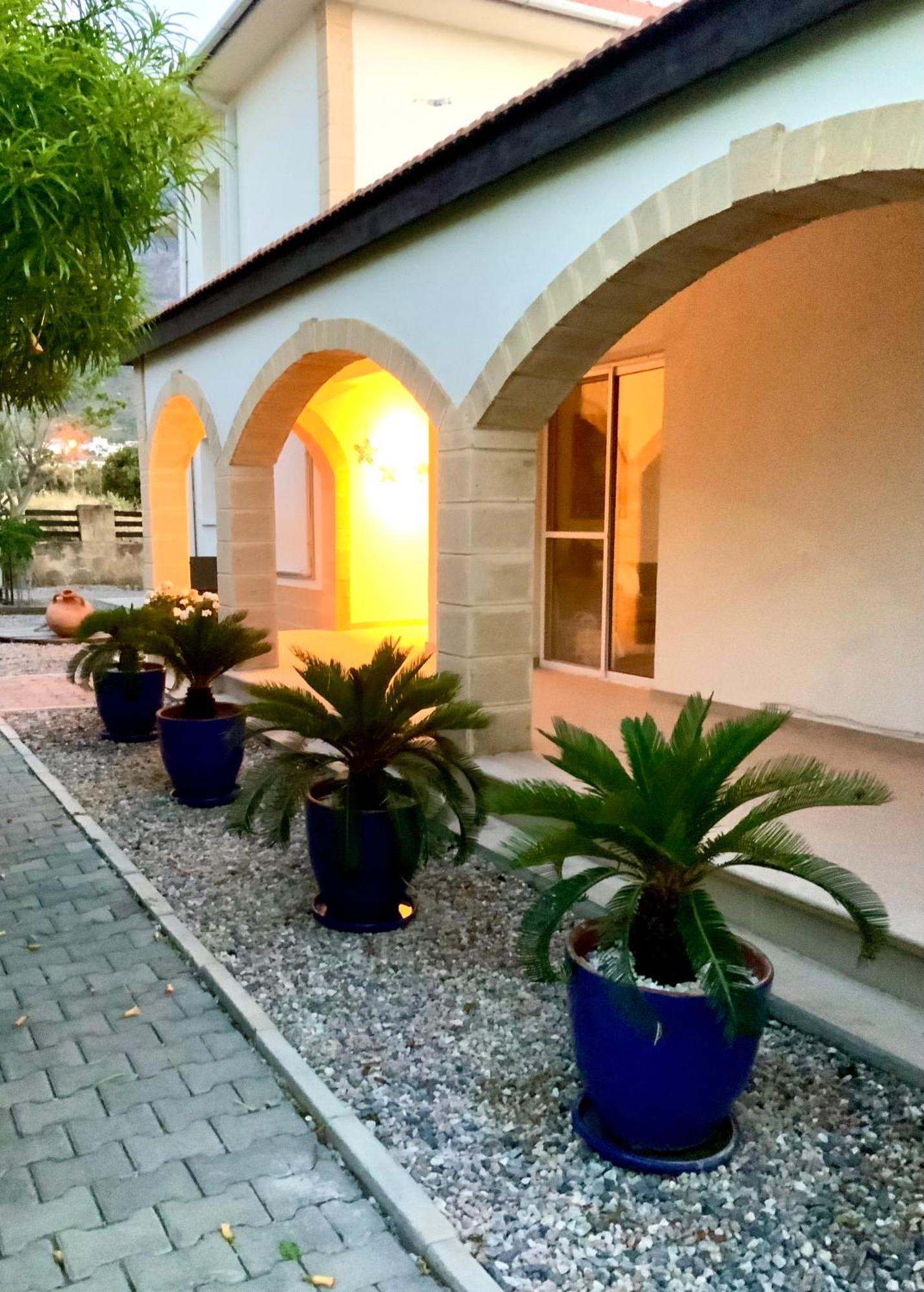 키레니아 Casa Santos Kyrenia 빌라 외부 사진