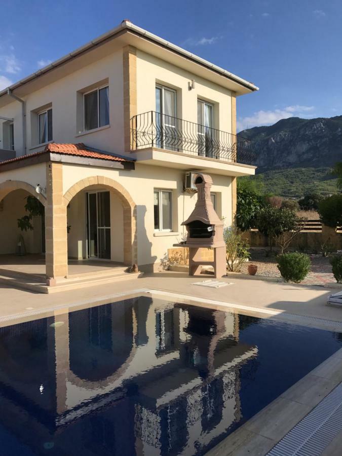 키레니아 Casa Santos Kyrenia 빌라 외부 사진